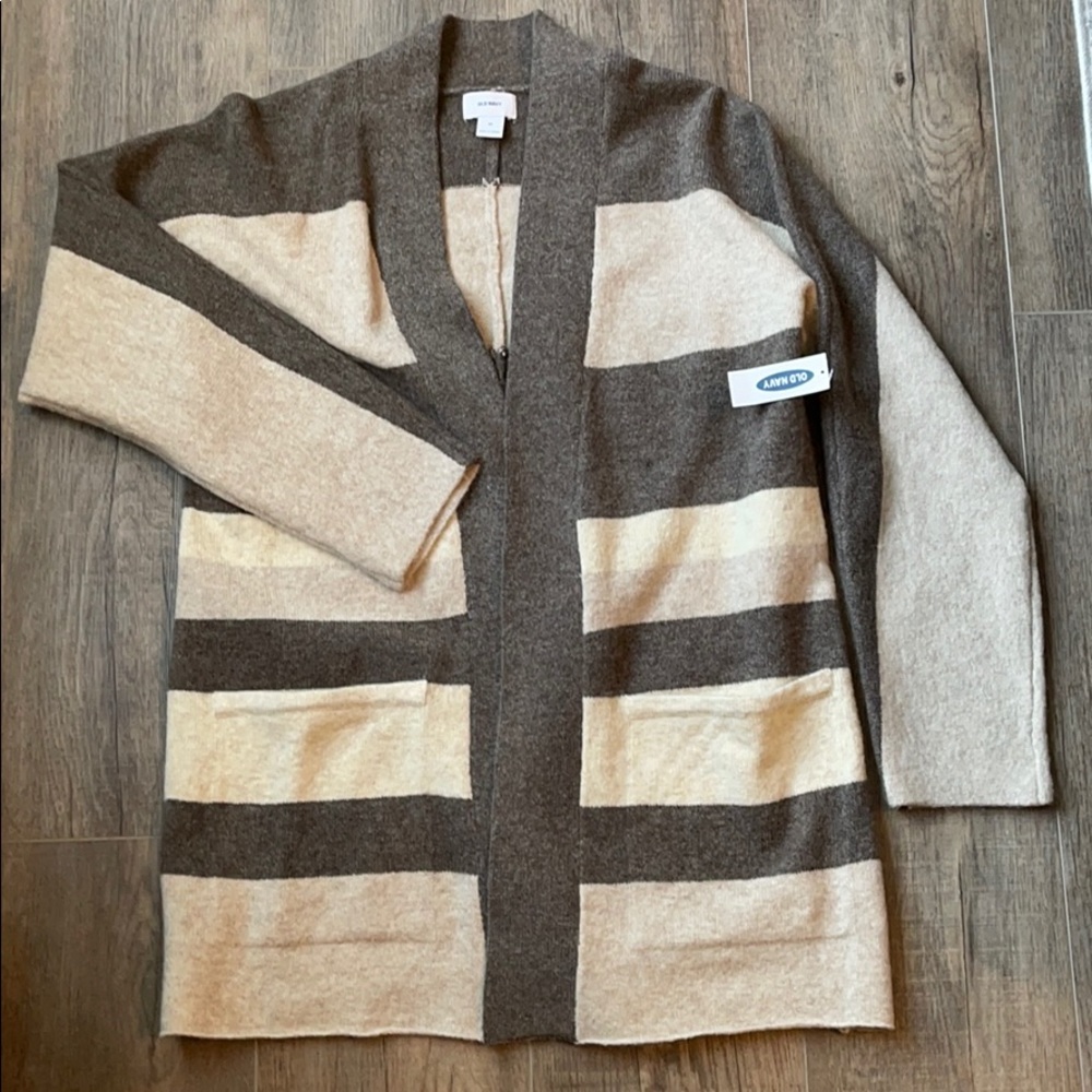 Old Navy Cardigan NWT XS